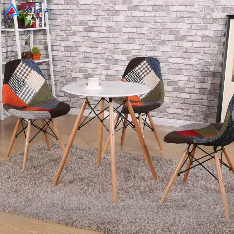 ban-ca-phe-eames-tron-4-chan-bcf2 (7)